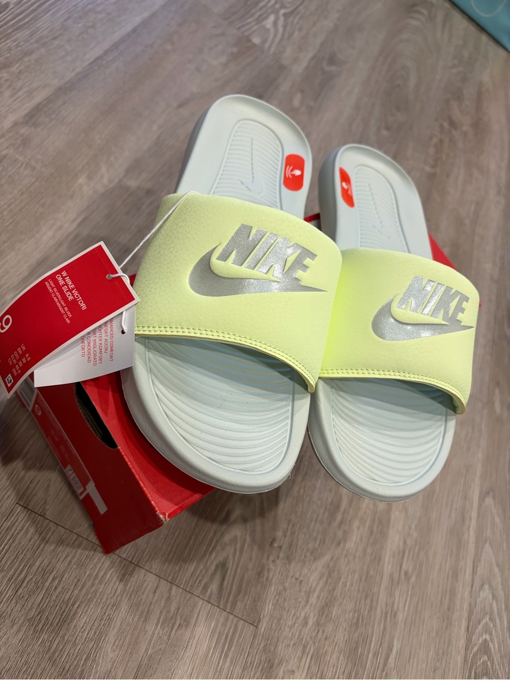 Brand New Nike Women's Victori One Slides Light Green Size 9